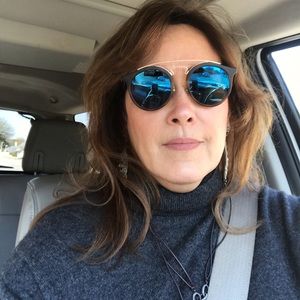 Meet your Posher, Judi